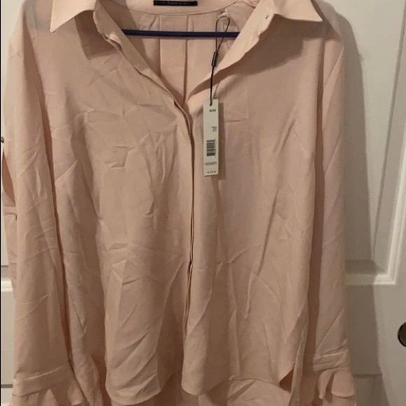 T Tahari Women Ruffled Sleeves Button-Down Blouse-NWT - Picture 2 of 4